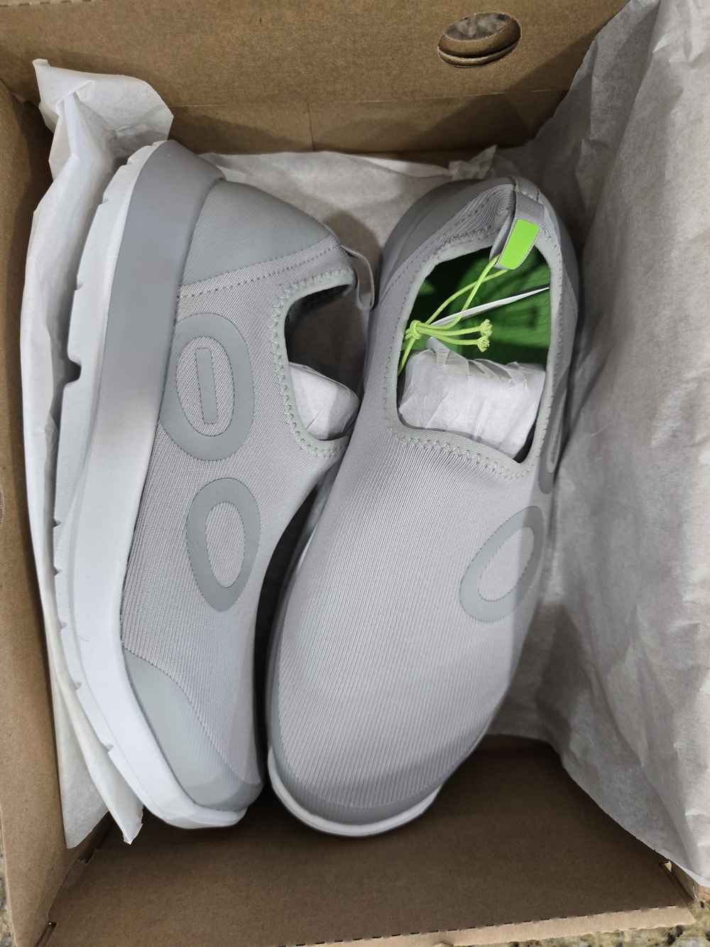 OOFOS OOMG Sport Shoe 9 Slate Fade Gray